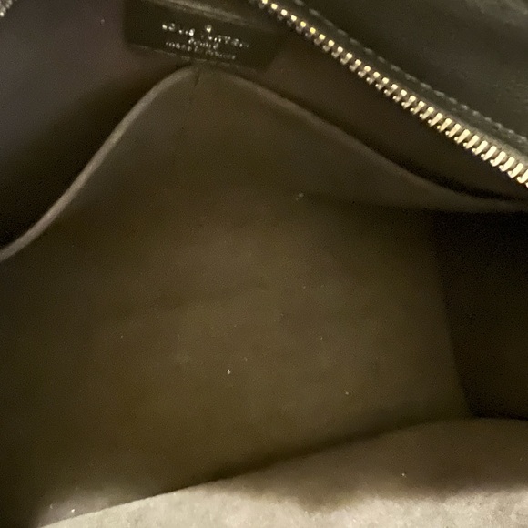 Authentic Louis Vuitton - Picture 12 of 16